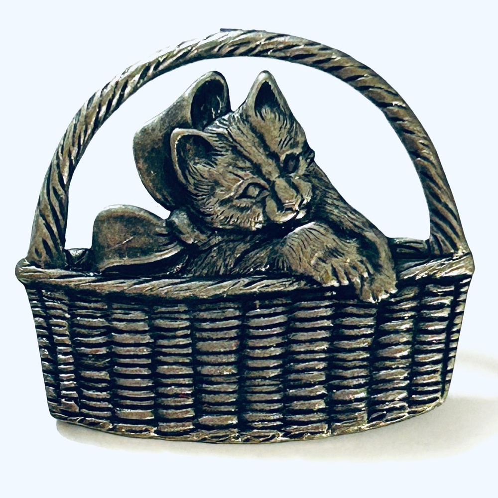 Vintage Pewter Color Metal Cats in Basket Brooch